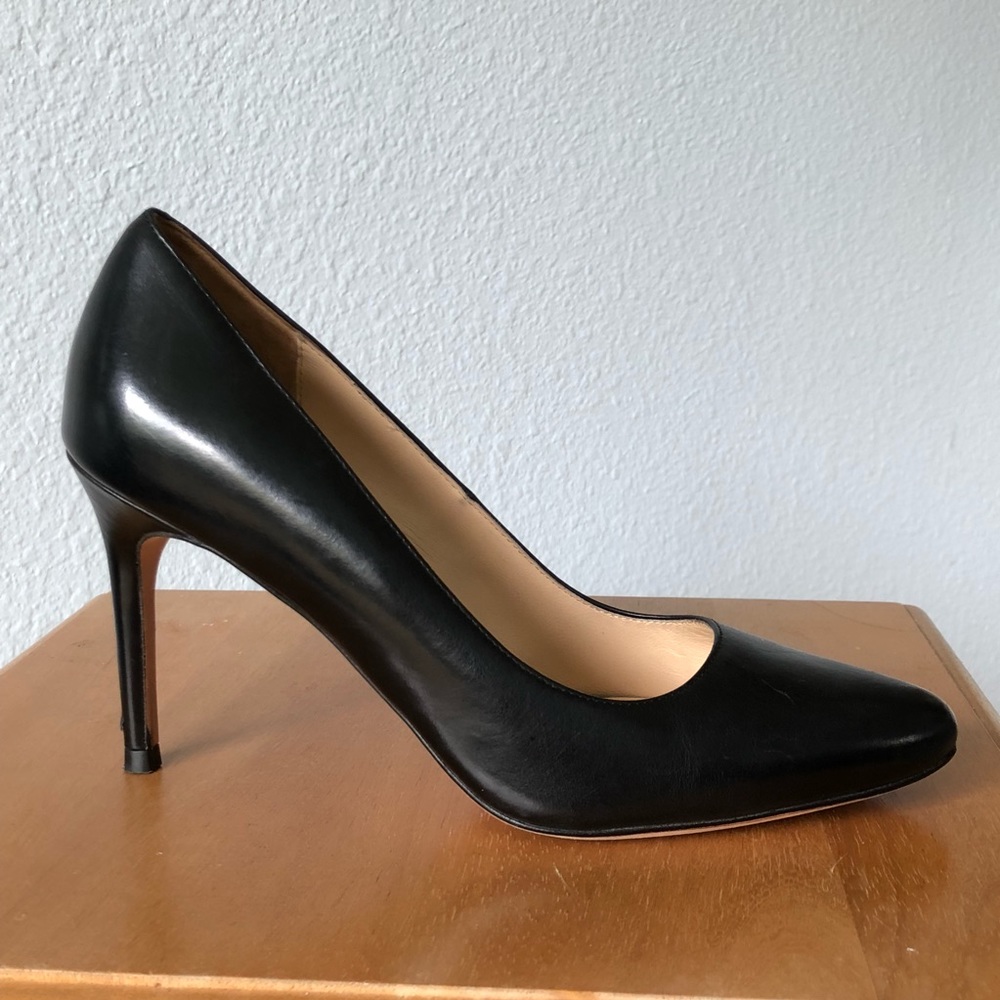 Cole Haan black leather pumps/heels/shoes sz 6.5